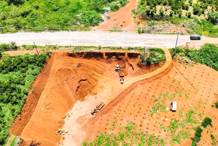 Làm rõ hành vi múc đất, gây nguy hiểm cho đường điện trung thế -0