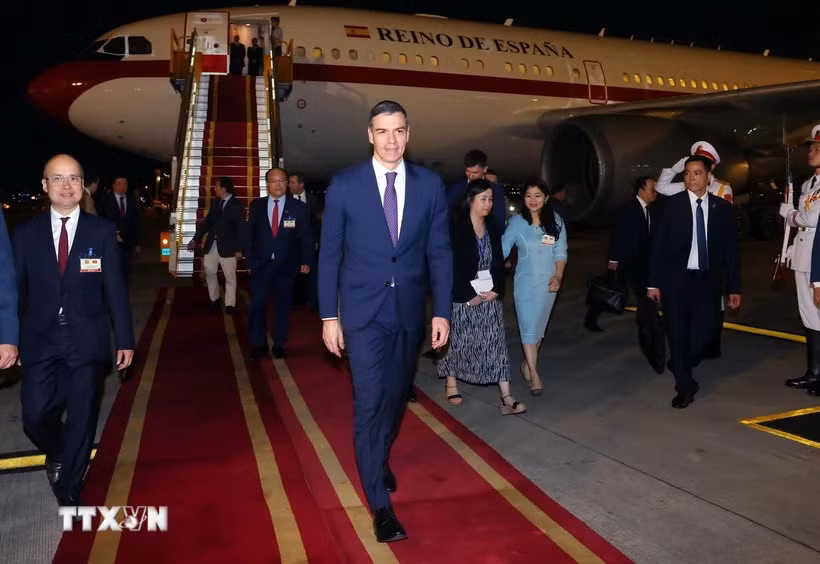 Thủ tướng Vương quốc Tây Ban Nha Pedro Sánchez bắt đầu thăm chính thức Việt Nam -0