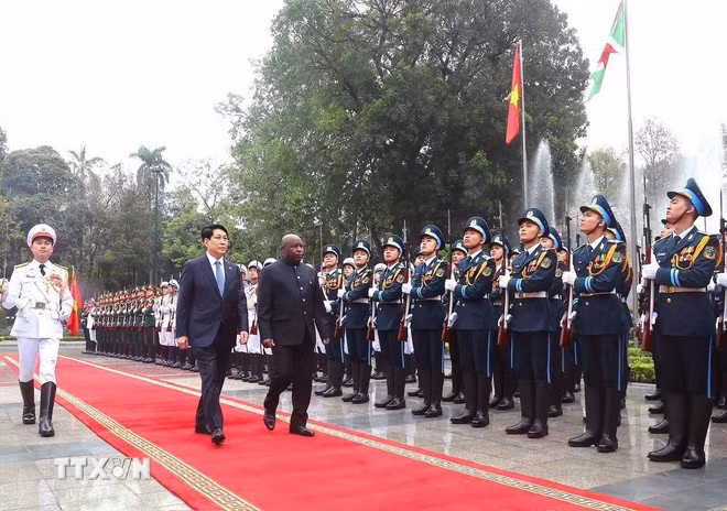 Chủ tịch nước Lương Cường chủ trì lễ đón chính thức Tổng thống Burundi -0