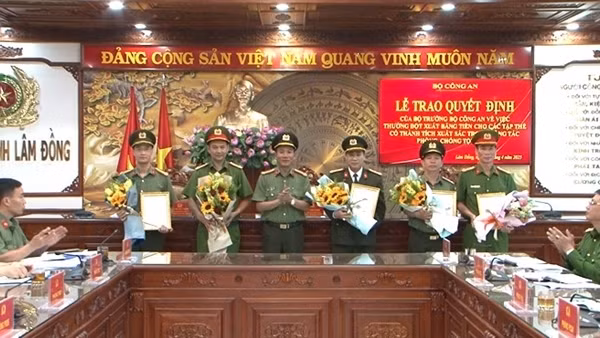 Công an tỉnh Lâm Đồng: Nhiều đơn vị được Bộ Công an khen thưởng