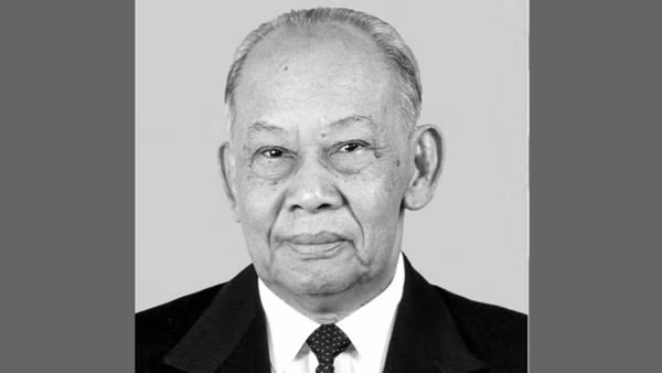 Thủ tướng gửi điện chia buồn đồng chí Khamtay Siphandone từ trần