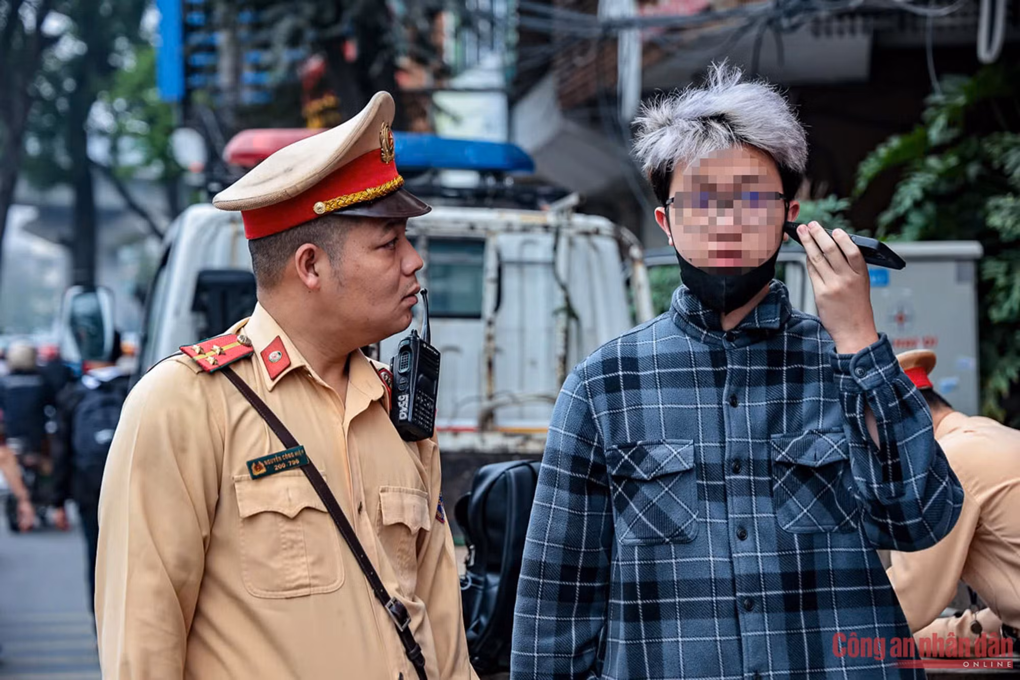 Kiên trì xử lý học sinh vi phạm giao thông trên địa bàn Thủ đô -0