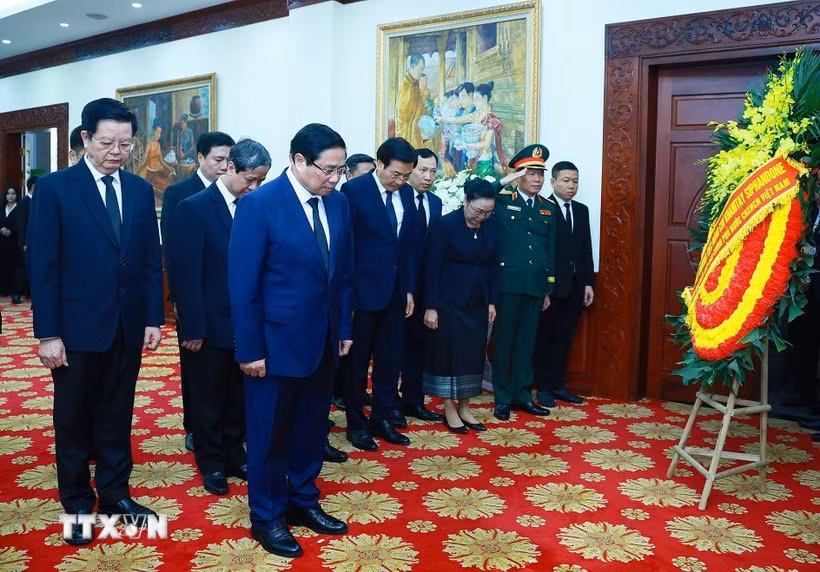 Thủ tướng Phạm Minh Chính viếng đồng chí Khamtay Siphandone -0