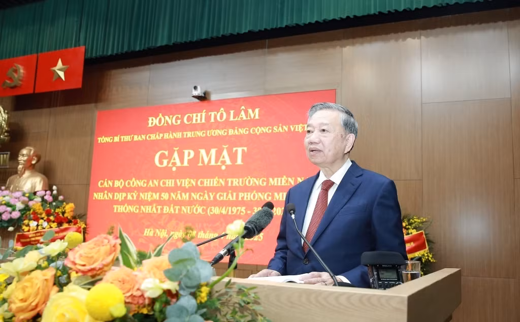Xúc động cuộc gặp mặt nghĩa tình của Tổng Bí thư Tô Lâm với cán bộ Công an chi viện chiến trường miền Nam -0