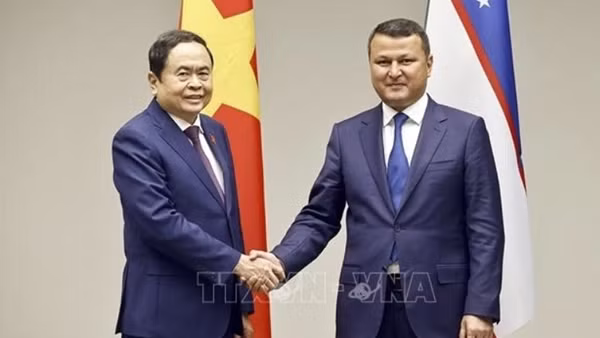 Phát triển mạnh mẽ hơn nữa quan hệ hữu nghị, hợp tác truyền thống Việt Nam - Uzbekistan