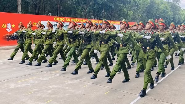 Nhiều hoạt động kỷ niệm trọng thể 50 năm Ngày Giải phóng miền Nam