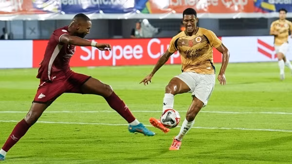 CLB Bóng đá Công an Hà Nội lần đầu thua tại Shopee Cup 2024/2025