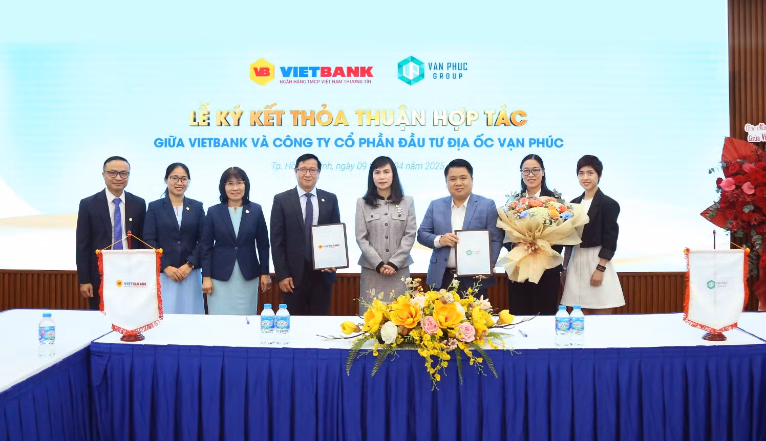Vietbank ký kết hợp tác chiến lược với Công ty CP Đầu tư Địa ốc Vạn Phúc – triển khai gói vay ưu đãi khi mua nhà dự án -0