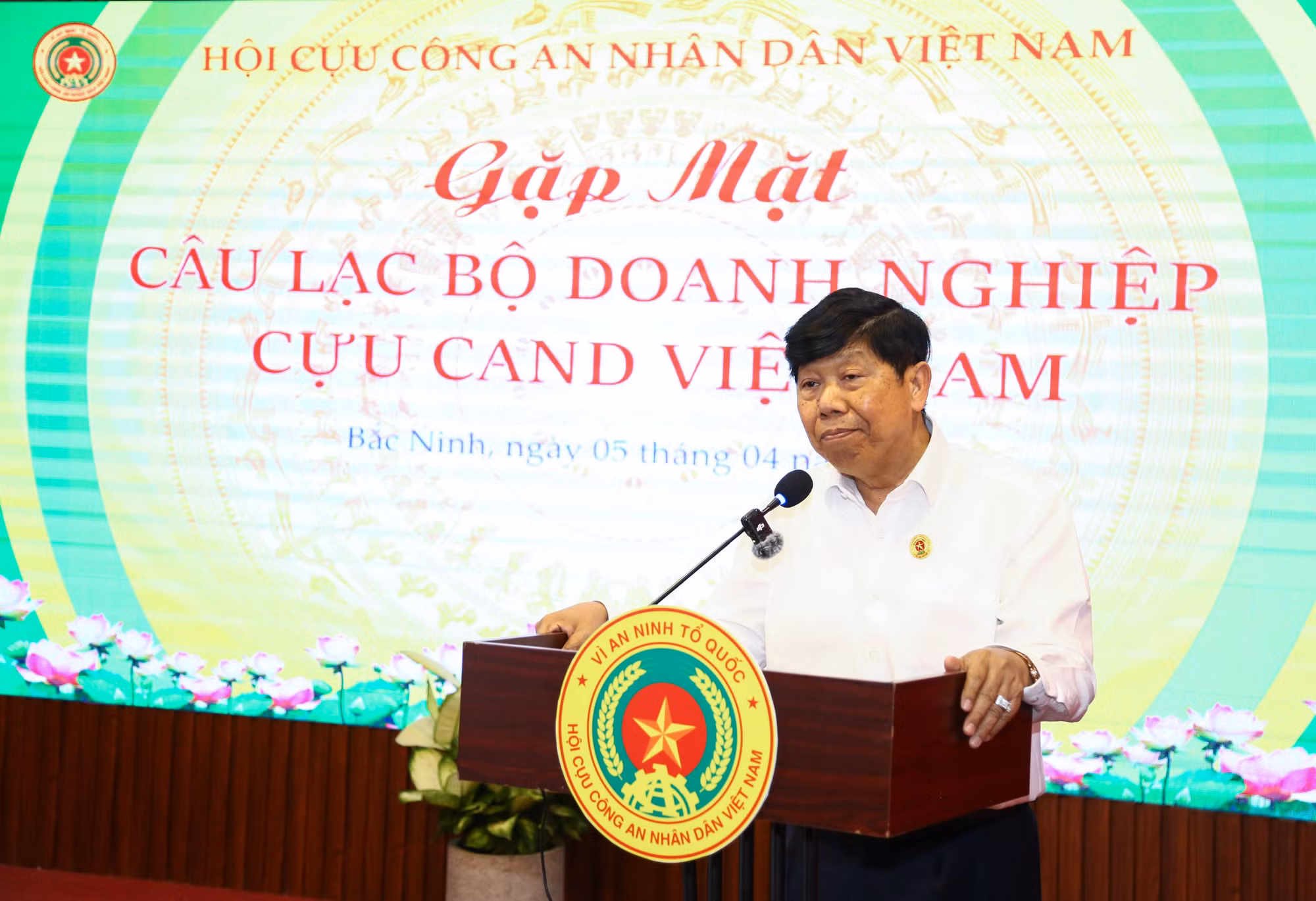 Xây dựng hàng chục căn nhà nghĩa tình tặng đồng đội -0