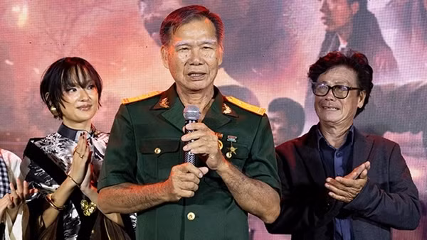 Bài 9: Sống và chiến đấu trong lòng “đất thép”