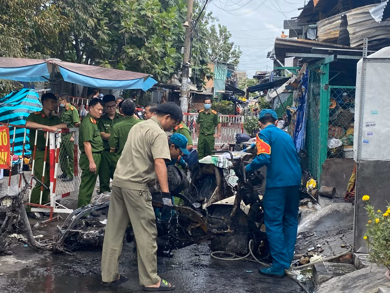 Toàn cảnh vụ cháy 2 căn nhà khiến 3 người tử vong ở quận 8 -1