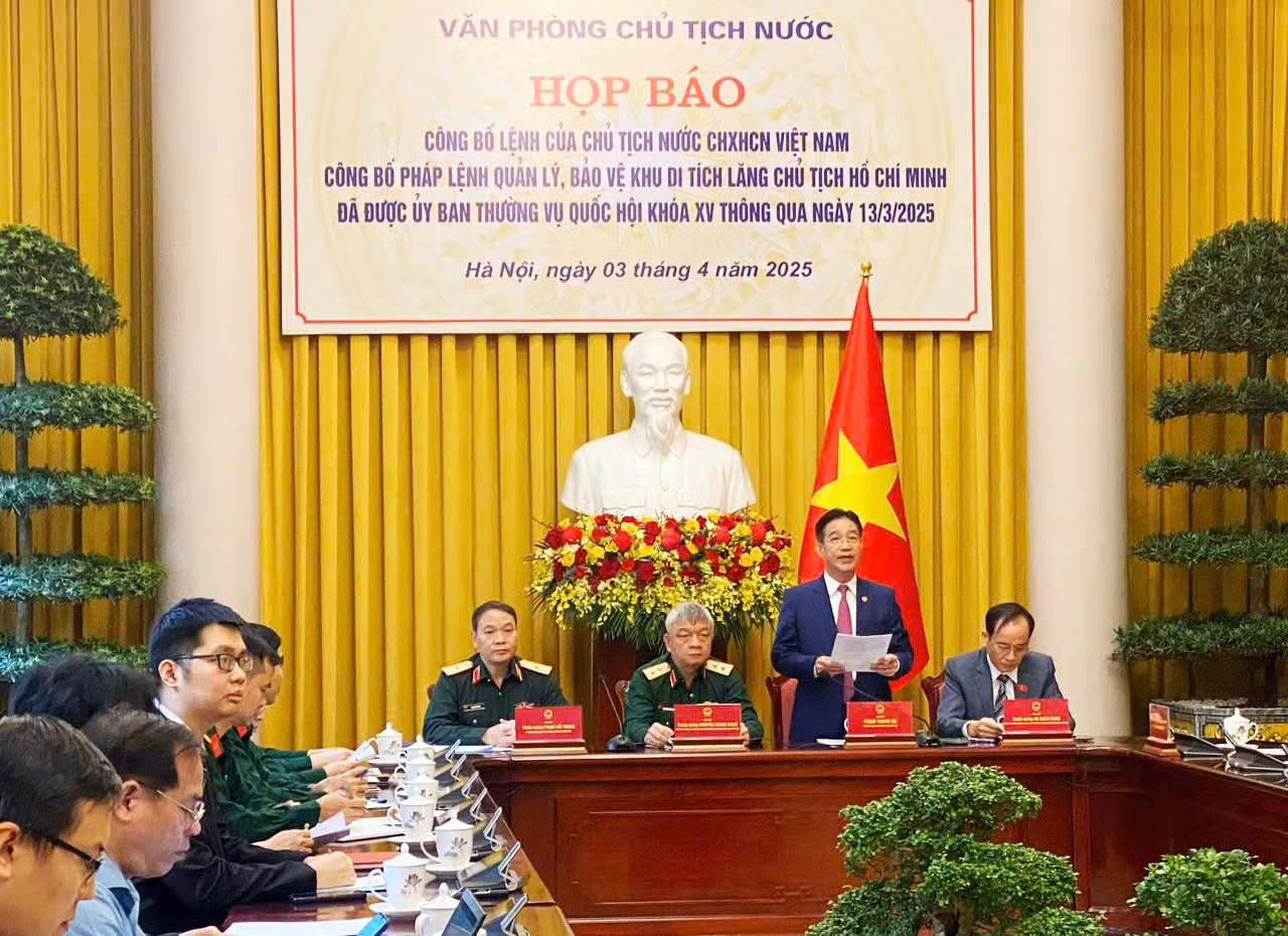Công bố Pháp lệnh Quản lý, bảo vệ Khu di tích Lăng Chủ tịch Hồ Chí Minh -0