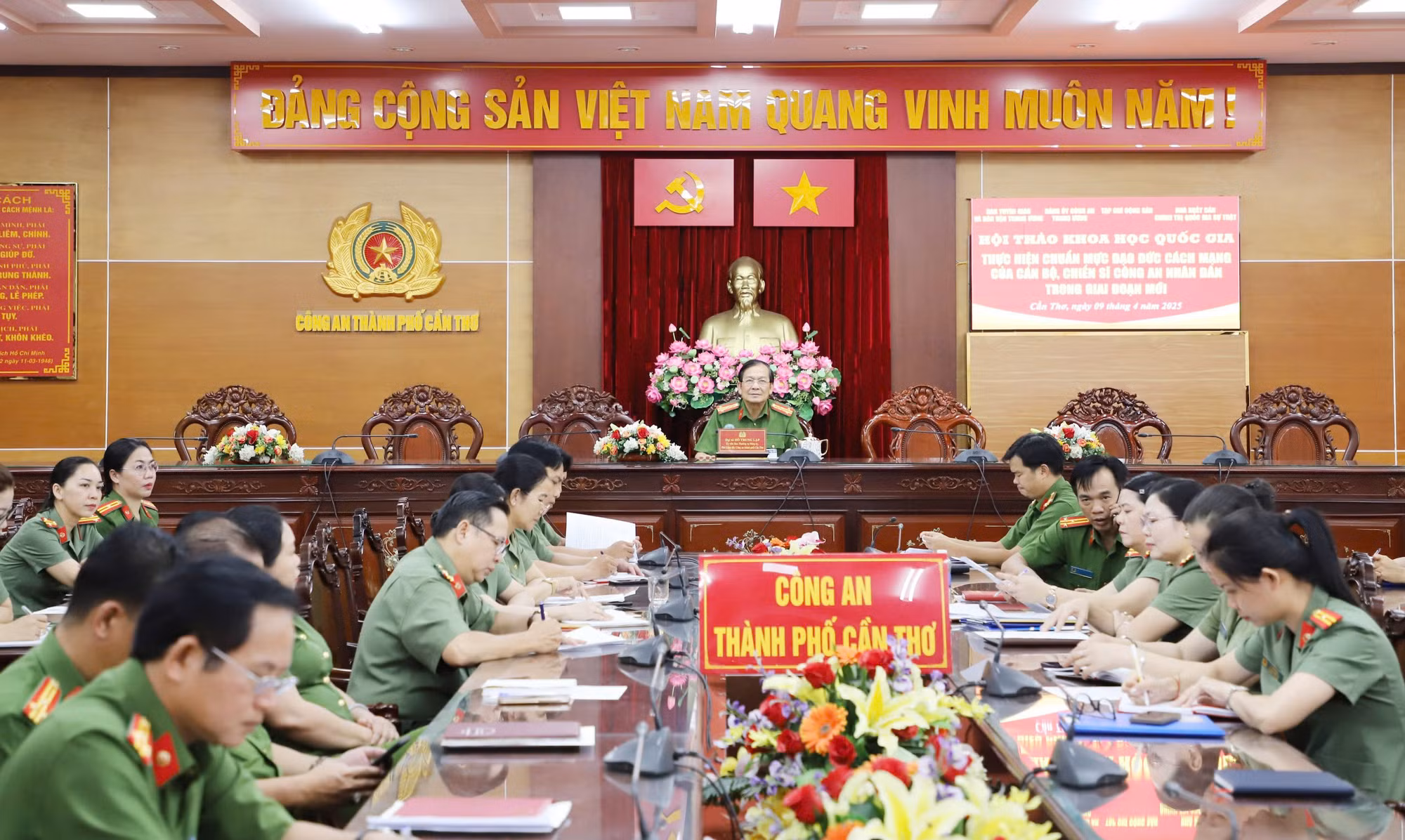 CBCS Công an chuẩn mực đạo đức cách mạng sẽ được nhân dân tin yêu, chính quyền tin cậy -1