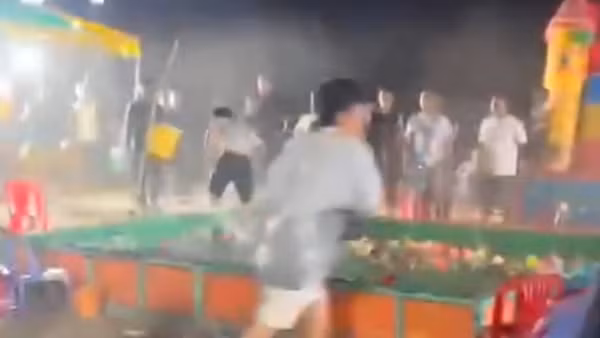 Hỗn chiến trong khu vui chơi, một thiếu niên đâm 4 người thương vong
