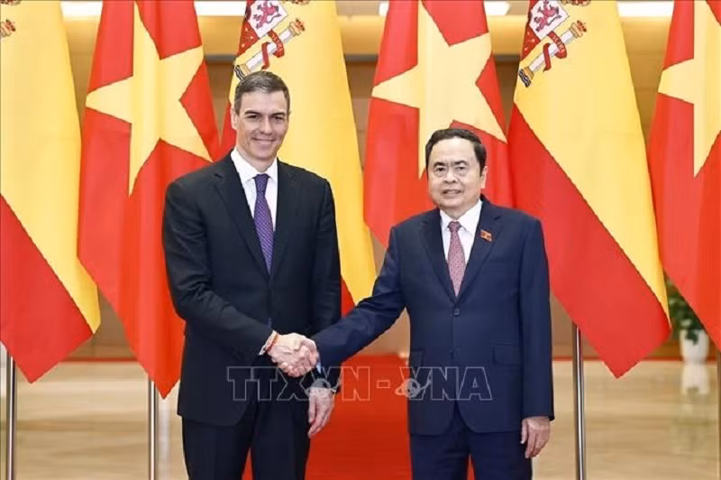 Chủ tịch Quốc hội Trần Thanh Mẫn hội kiến Thủ tướng Tây Ban Nha Pedro Sánchez -0
