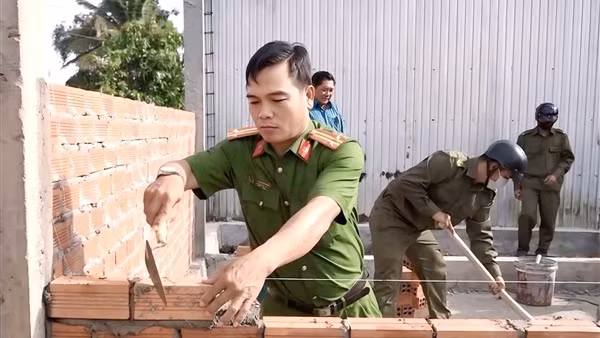 Đẩy nhanh tiến độ xóa nhà tạm, nhà dột nát giúp người dân nghèo ở Bạc Liêu