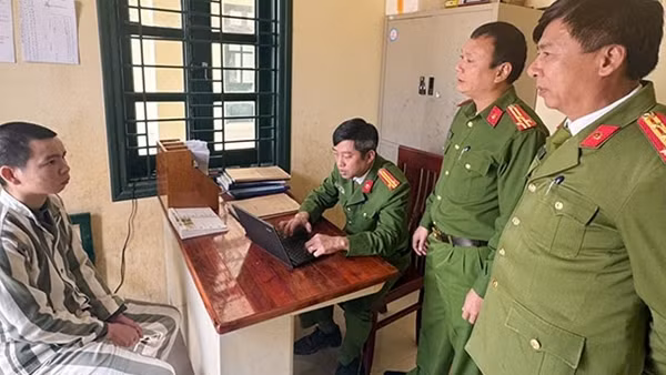 Huy động chó nghiệp vụ truy bắt phạm nhân trốn trại