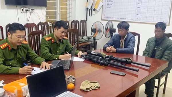 Rủ nhau mua súng hơi cùng linh kiện về lắp ráp săn bắn chim, thú