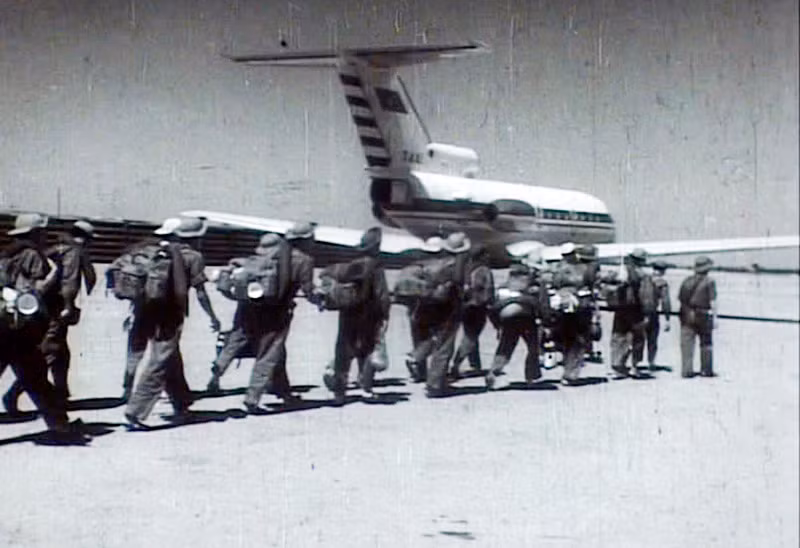 chi%3fn si công an nhân dân vu trang ti%3fp qu%3fn sân bay ðà n%3fng.jpg -1