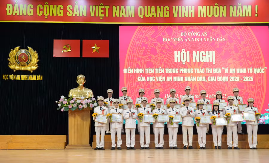 Học viện ANND tuyên dương các tập thể, cá nhân tiêu biểu Phong trào thi đua 