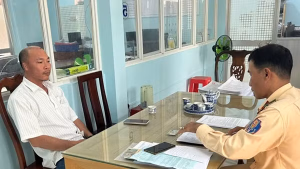 Đồng Tháp: Bắt tạm giam tài xế lái “chuyến xe bão táp”