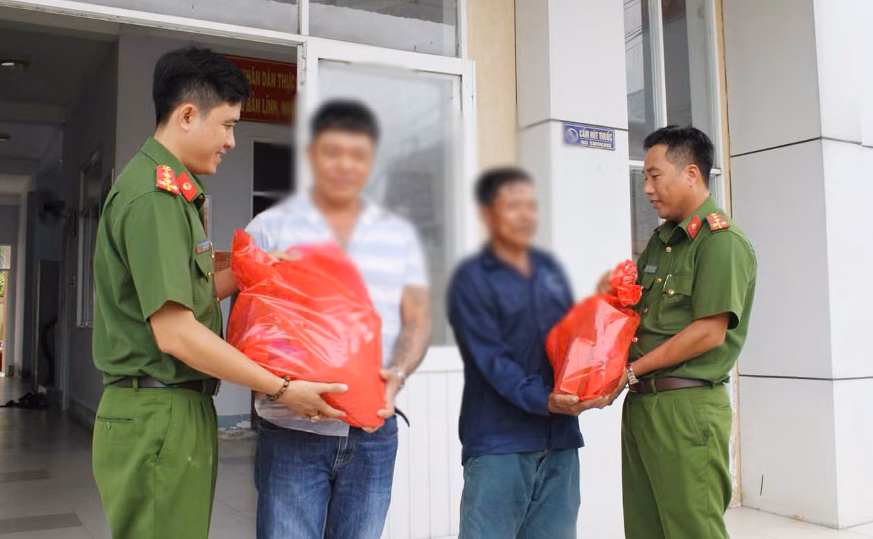 Cần Thơ tăng cường công tác phòng ngừa, đấu tranh với tội phạm liên quan đến VK, VLN, CCHT và pháo -0