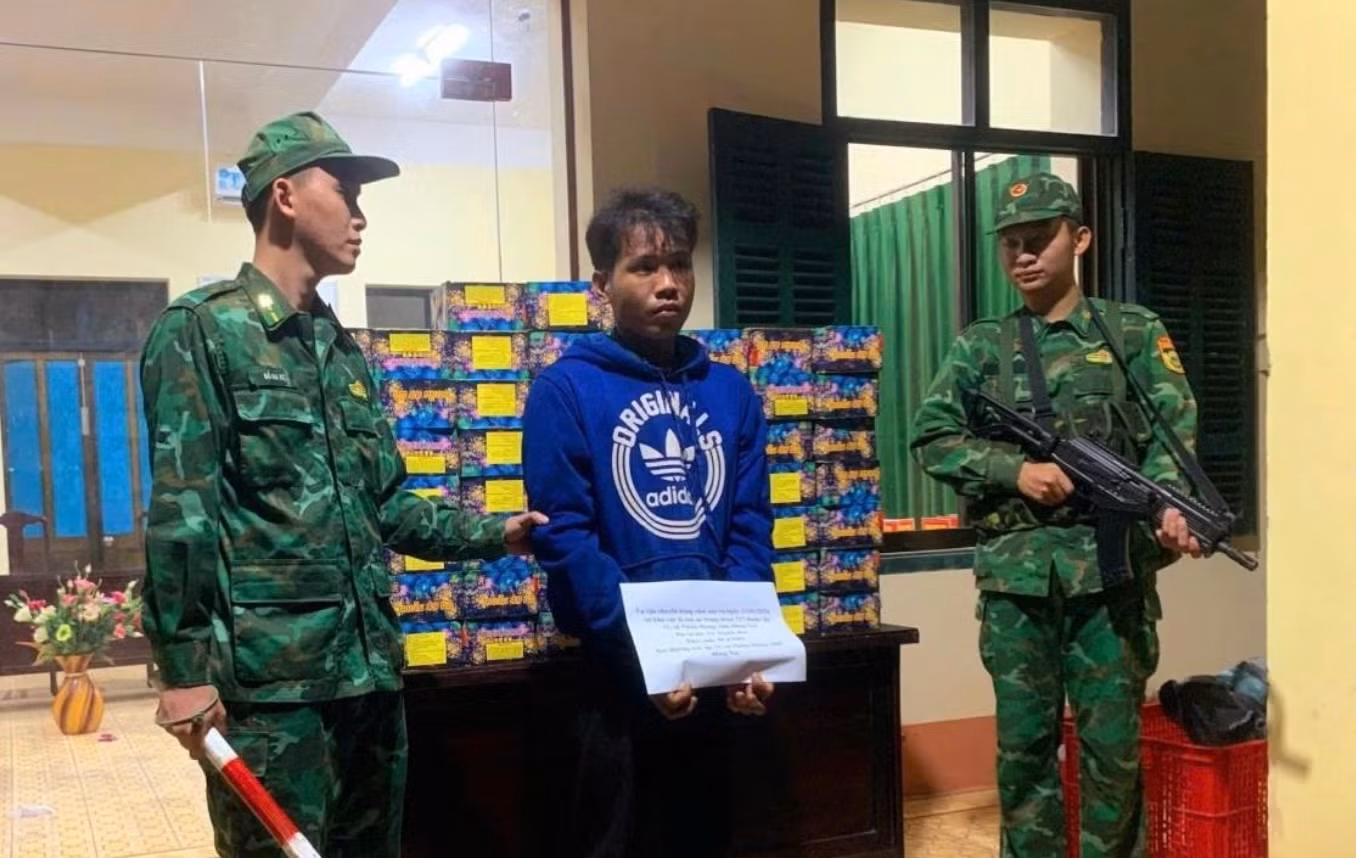 Quyết liệt trấn áp tội phạm mua bán, vận chuyển pháo dịp cuối năm -0