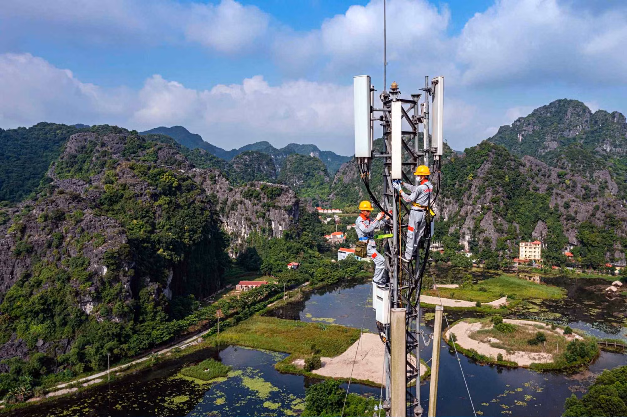 Năm 2025, Doanh nghiệp công nghệ Việt tăng tốc, định hình trụ cột ICT quốc gia -2