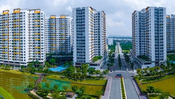 Tồn kho lớn, giá chung cư vẫn duy trì ở mức cao kỷ lục