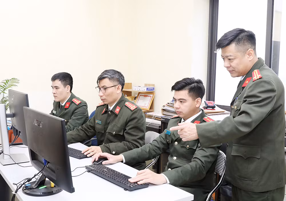 đh2.jpg -0