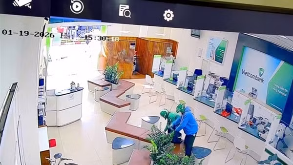Truy bắt đối tượng cướp ngân hàng tại Gia Lai
