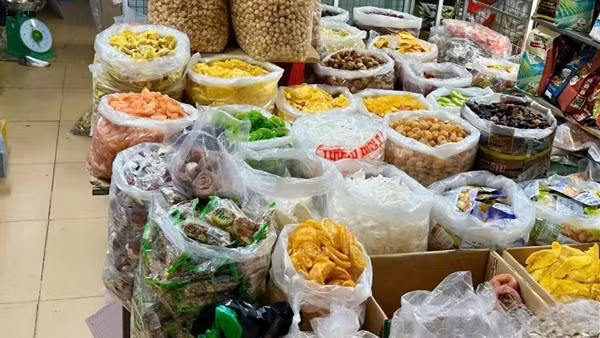 Siết chặt an toàn thực phẩm dịp Tết Nguyên đán, công khai vi phạm