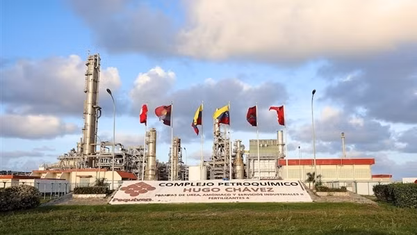 Động thái bất ngờ của Tổng thống Trump với doanh thu dầu Venezuela