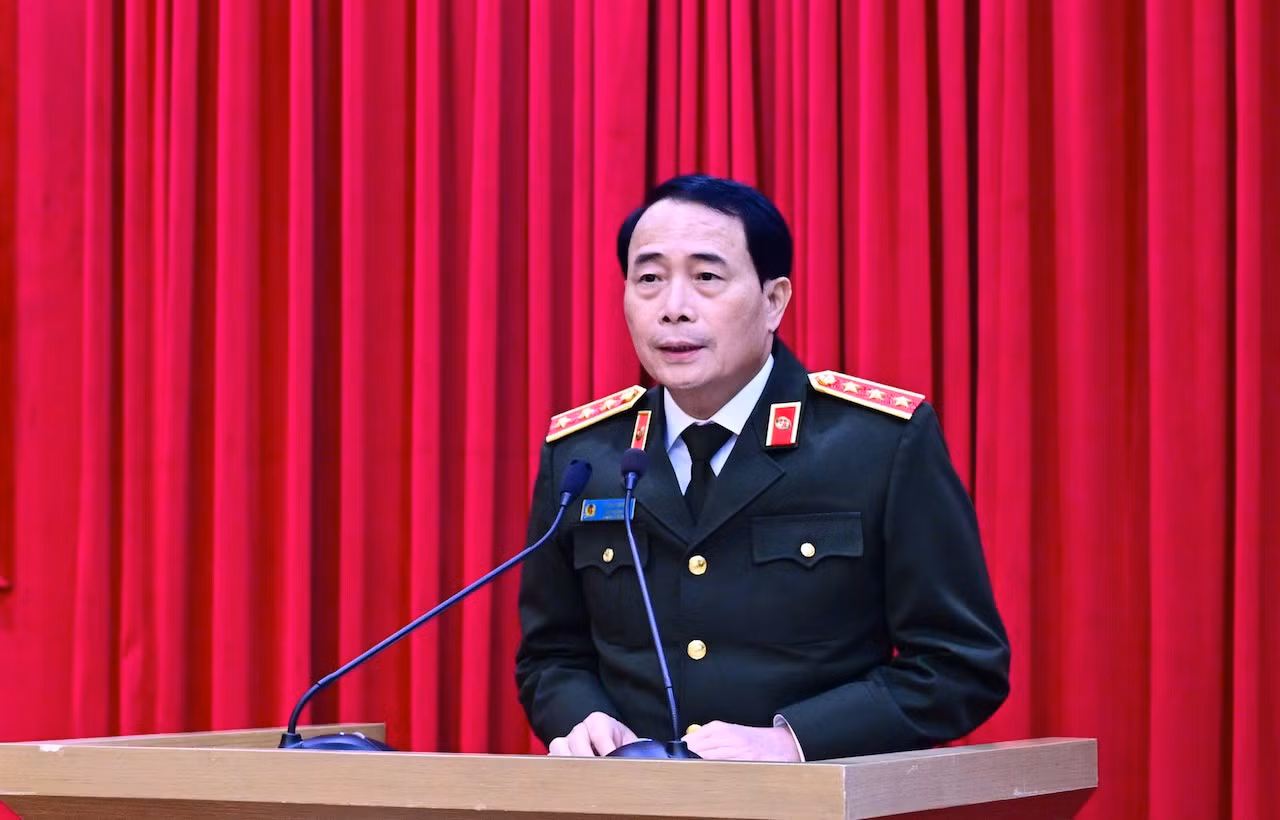 Giới thiệu Bộ trưởng Lương Tam Quang, Thứ trưởng Lê Quốc Hùng và 2 đồng chí ứng cử đại biểu Quốc hội khoá XVI -0