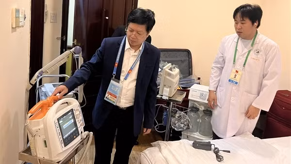 Bộ Y tế kiểm tra, giám sát công tác trực cấp cứu, khám chữa bệnh phục vụ Đại hội Đảng