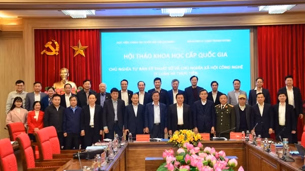 Không để chuyển đổi số làm gia tăng bất bình đẳng hay xói mòn các giá trị xã hội