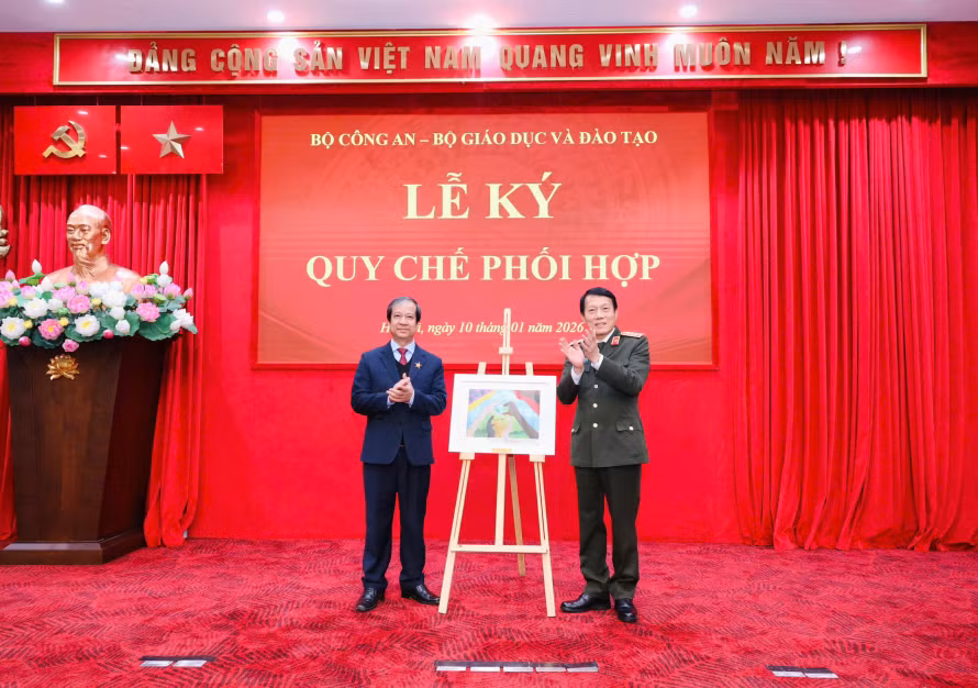 Tăng cường mối quan hệ phối hợp giữa Bộ Công an và Bộ Giáo dục và Đào tạo -0