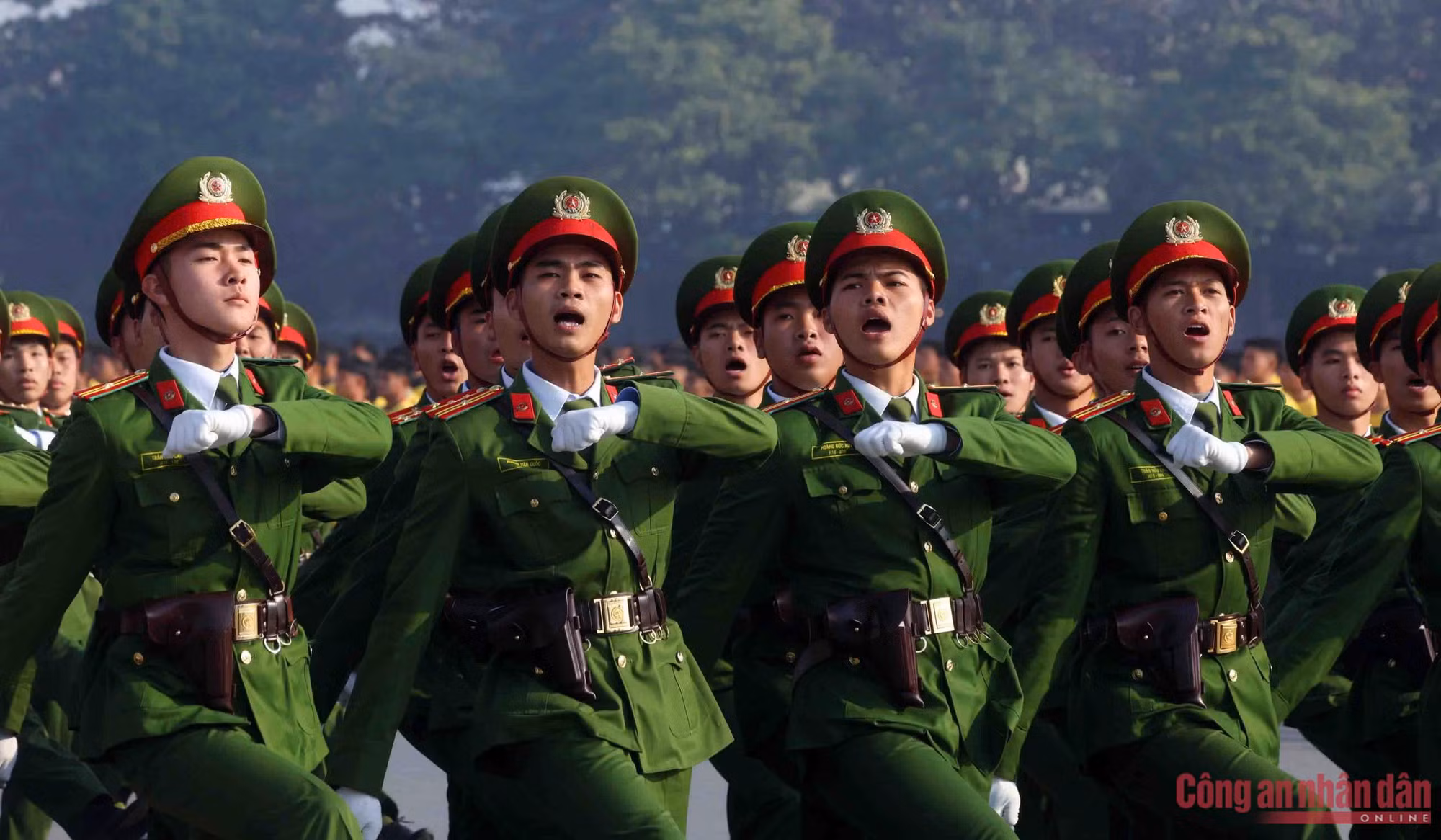 Những khoảnh khắc ấn tượng tại Lễ xuất quân và diễn tập các phương án bảo vệ Đại hội XIV của Đảng -3