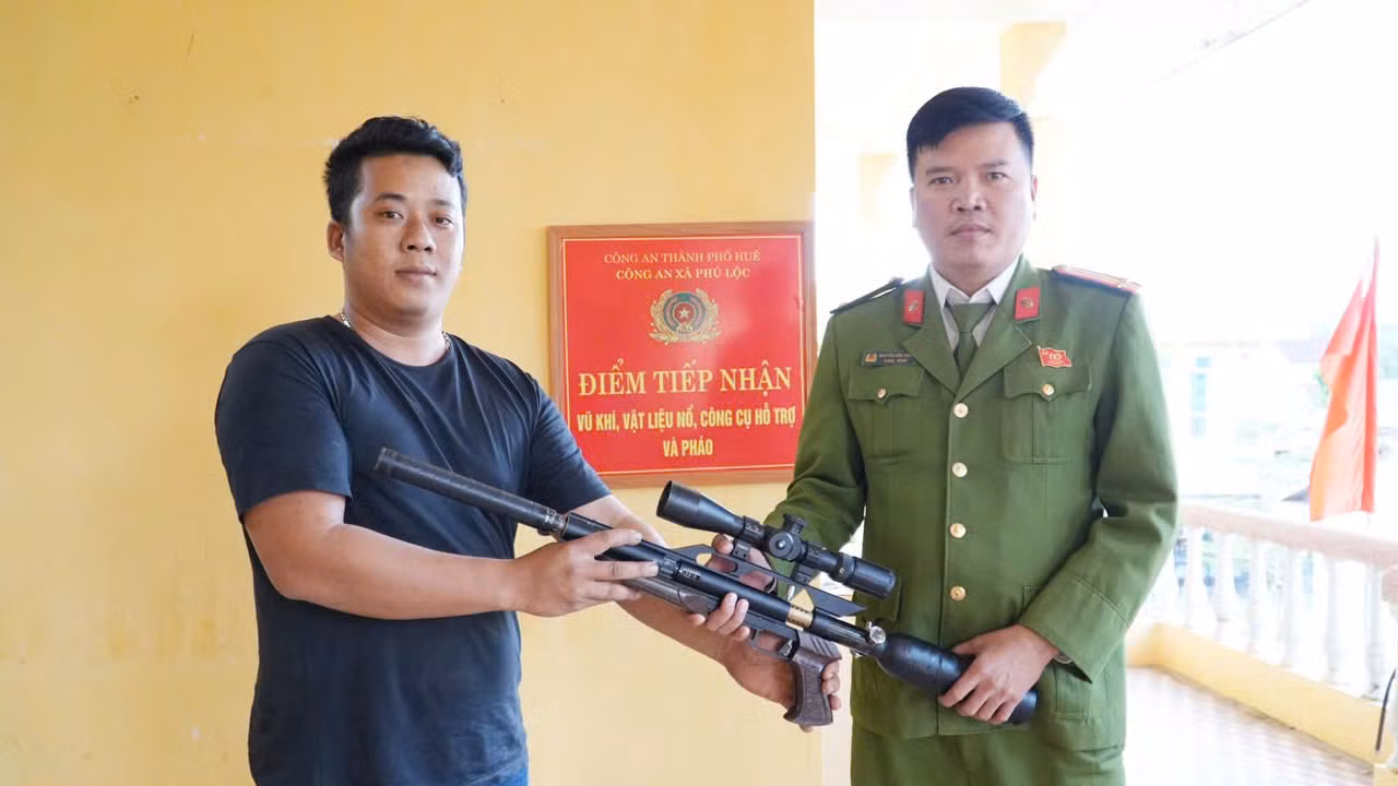 Công an TP Huế bám chắc địa bàn, đảm bảo an ninh, an toàn trước thềm Đại hội Đảng và cuộc bầu cử -0