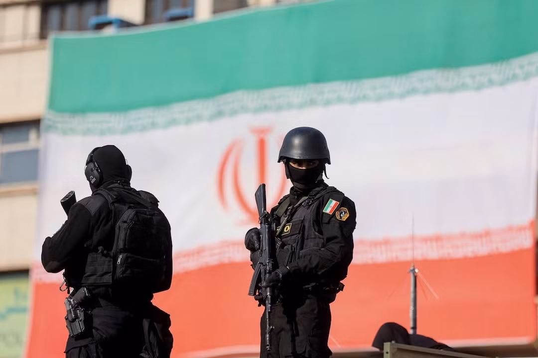 Ngoại trưởng Iran: Nếu Mỹ chọn phương án quân sự, Iran đã sẵn sàng -0