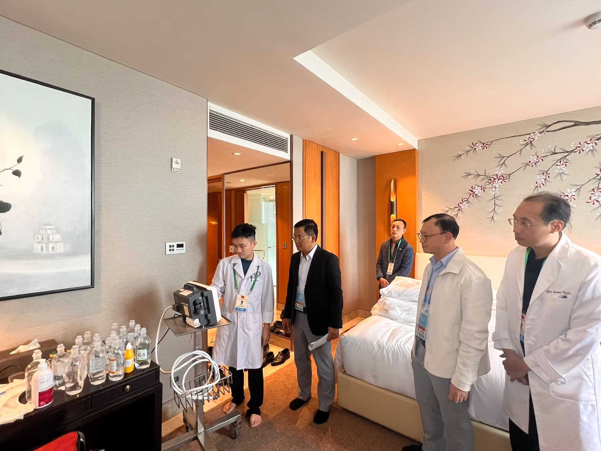 Bộ Y tế kiểm tra, giám sát công tác trực cấp cứu, khám chữa bệnh phục vụ Đại hội Đảng -0