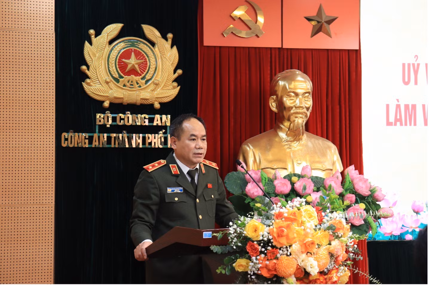 Bí thư Thành ủy Hà Nội làm việc với Đảng ủy Công an thành phố Hà Nội -0