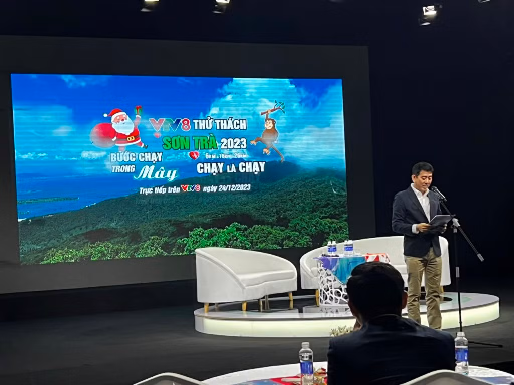 Gần 2000 vận động viên tham gia Giải chạy bộ “Sơn Trà Run Challenge 2023” - “Bước chạy trong mây” -0