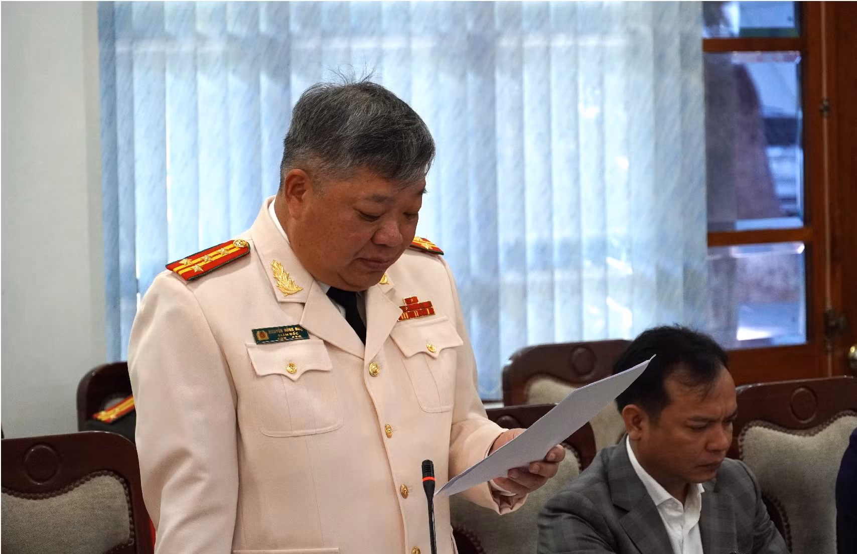 Bảo đảm an ninh trật tự, phục vụ nhân dân đón Tết an toàn, vui tươi -0