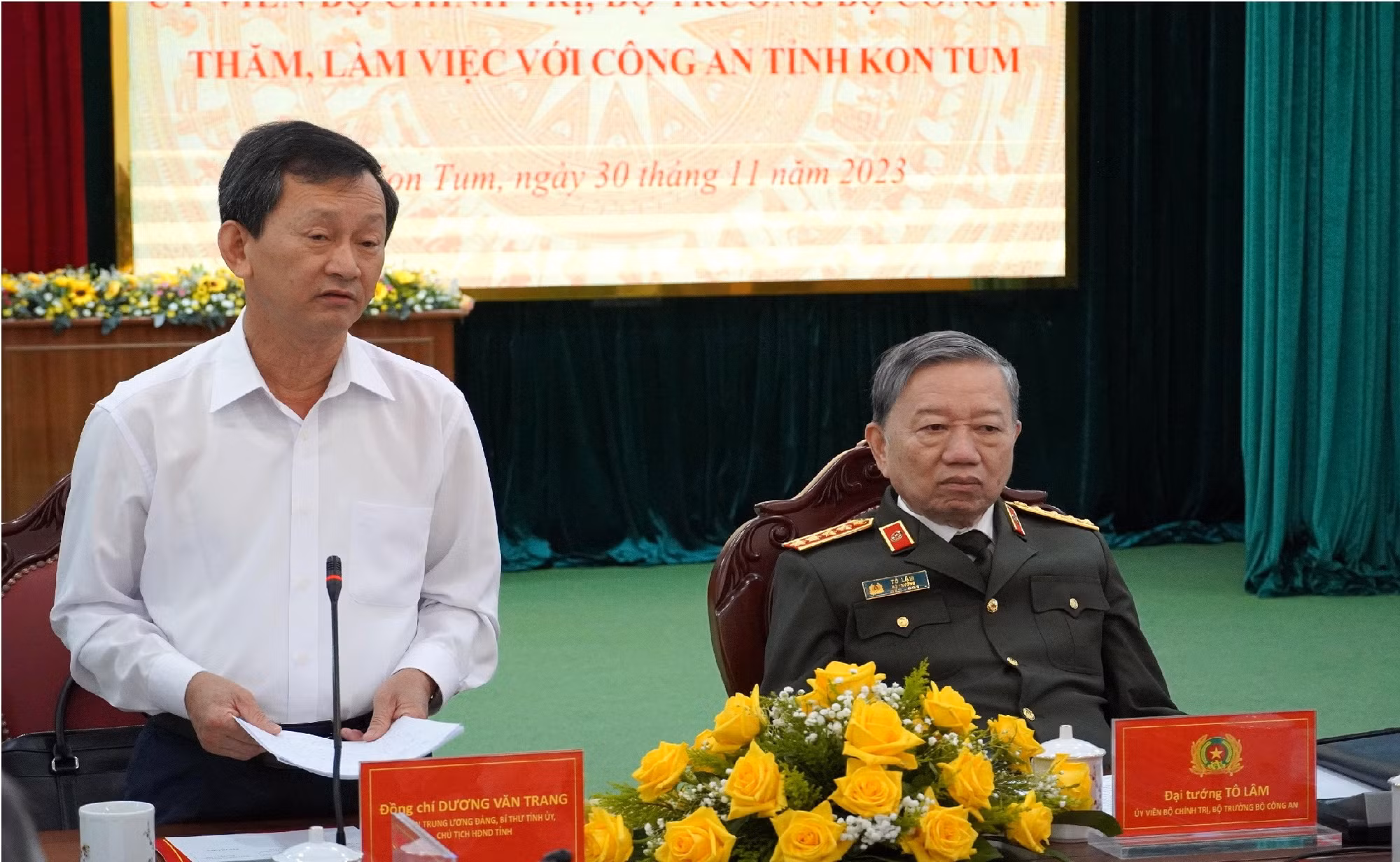 Bảo đảm an ninh trật tự, phục vụ nhân dân đón Tết an toàn, vui tươi -0