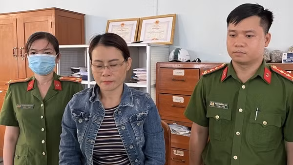 Người phụ nữ cho vay lãi nặng bị bắt theo nguồn tin từ đường dây nóng