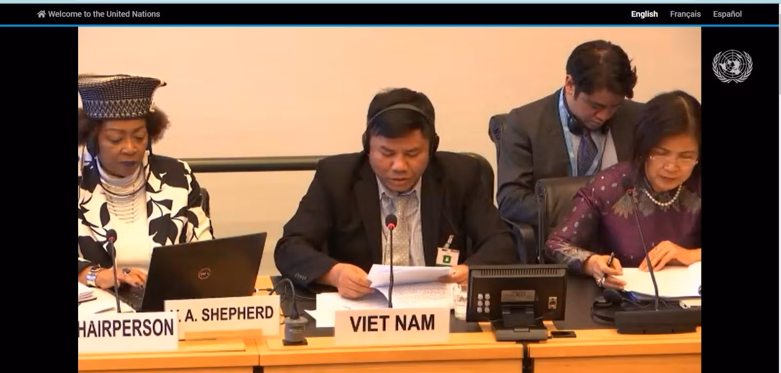 viet-nam-ton-trong-va-bao-dam-quyen-cua-nguoi-dan-toc-thieu-so-20231130083433.jpg -0