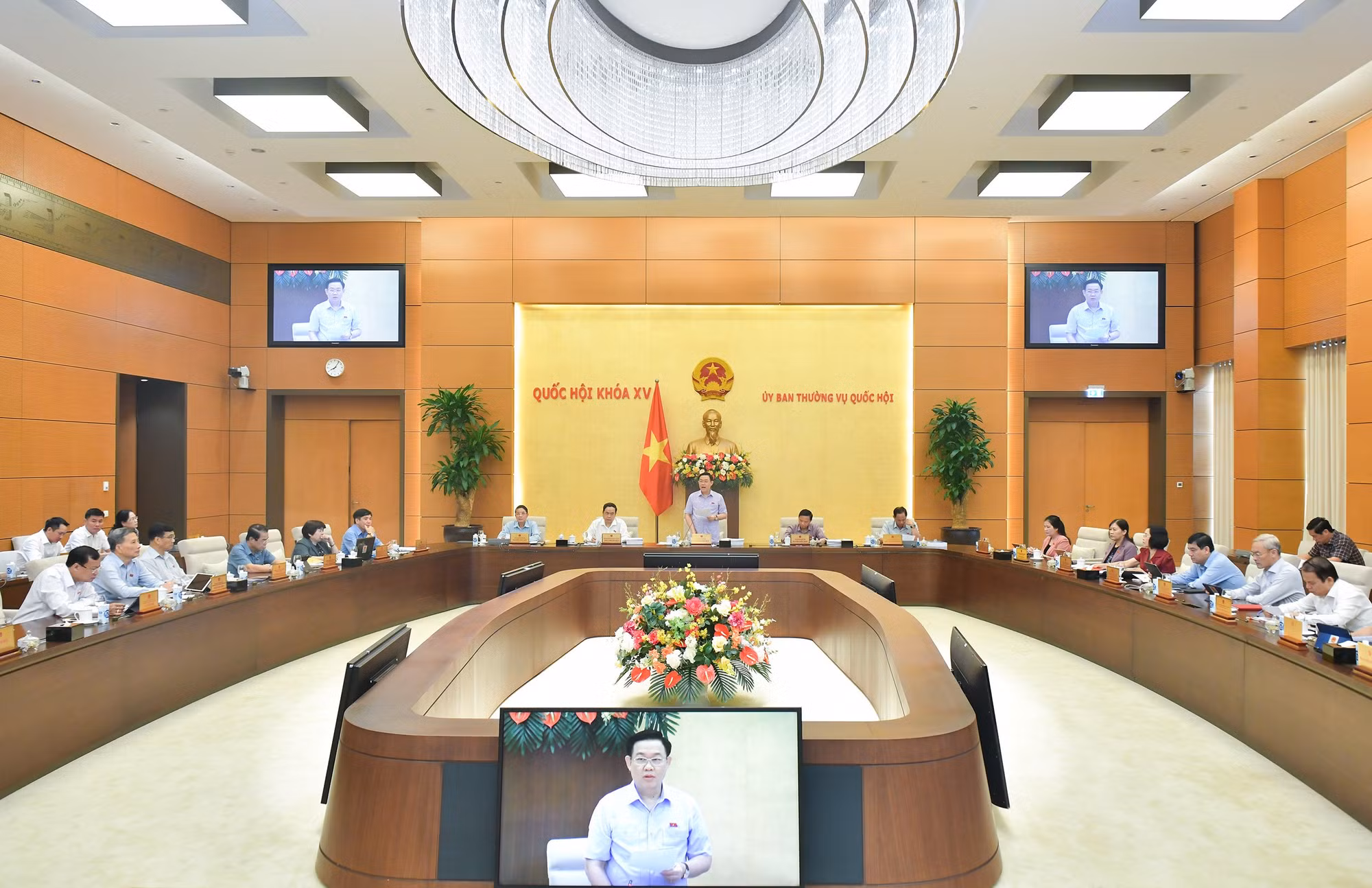 Họp chuyên đề pháp luật tháng 9, Uỷ ban Thường vụ Quốc hội xem xét 17 nội dung -0