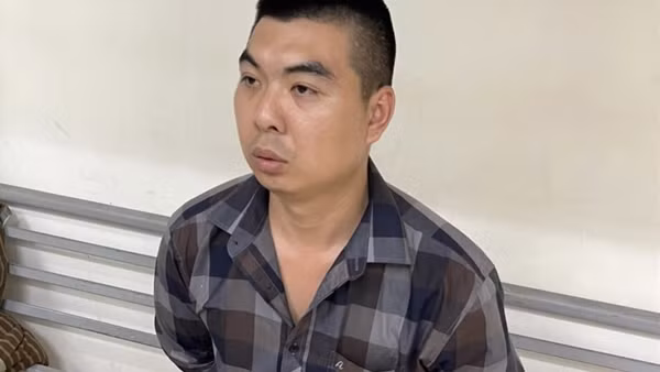 Nửa đêm xách dao đi cướp tài sản của hàng loạt phụ nữ