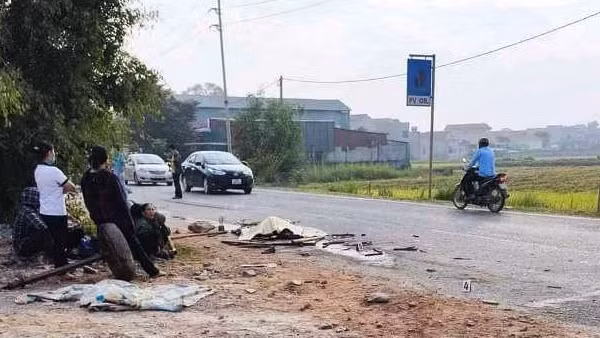 Truy tìm tài xế ô tô tông chết người rồi bỏ trốn